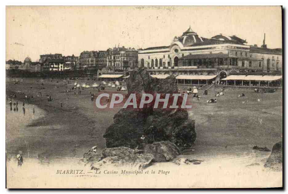 Biarritz - Le Casino Municipal et la Plage - CPA 