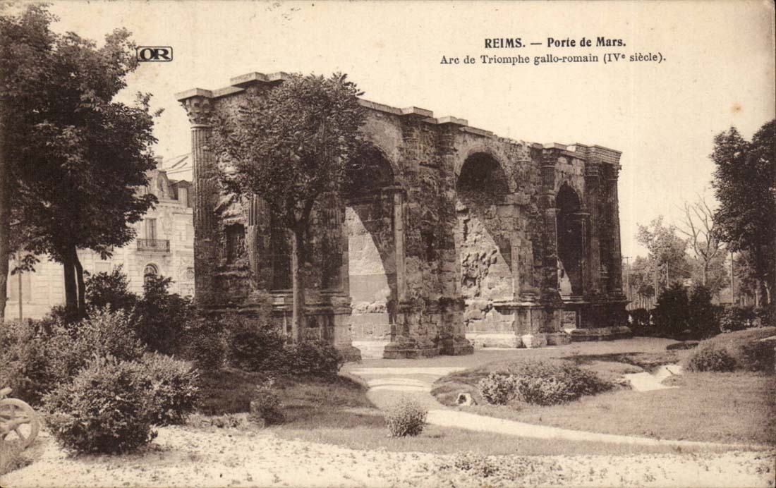 Reims — Porte de Mars — Arc de Triomphe gallo-romain (IVe siècle).