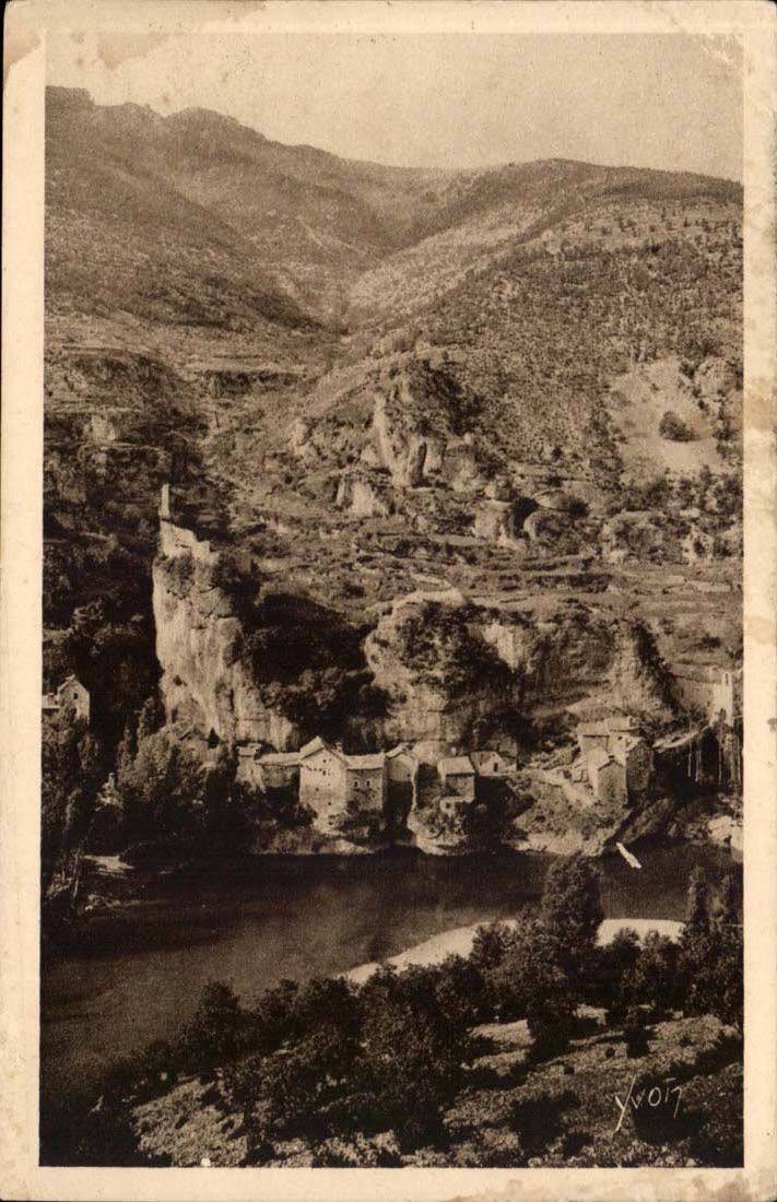 La Douce France - Gorges du Tarn Castelbouc Le Village et le Vieux Chateau - CPA 
