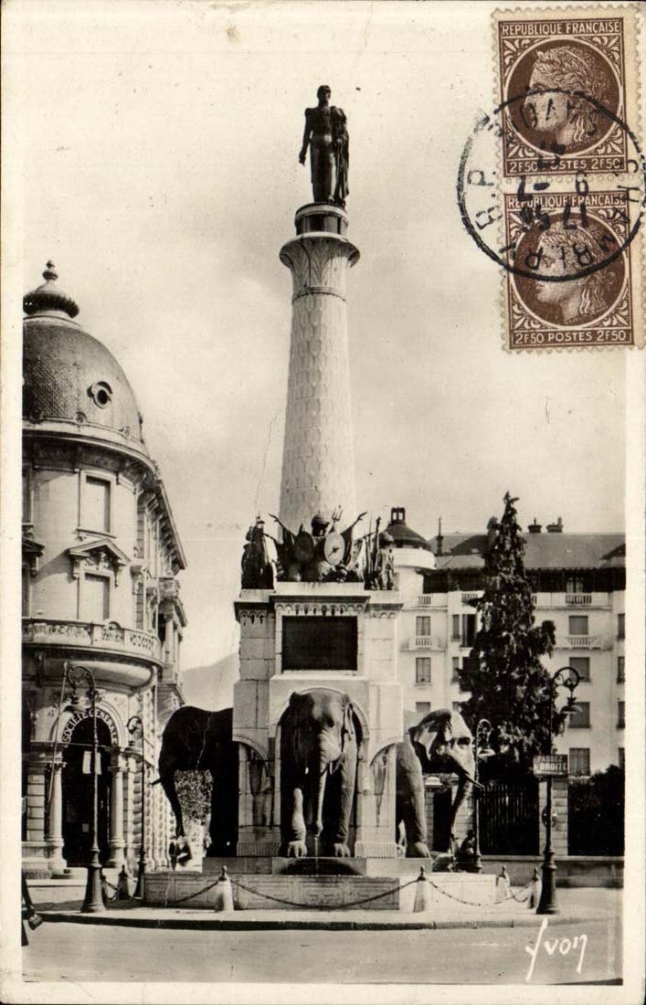 Chambéry (Savoie) — Fontäne der Elefanten und Statue des Generals Boigne — Éditions d'Art Martel