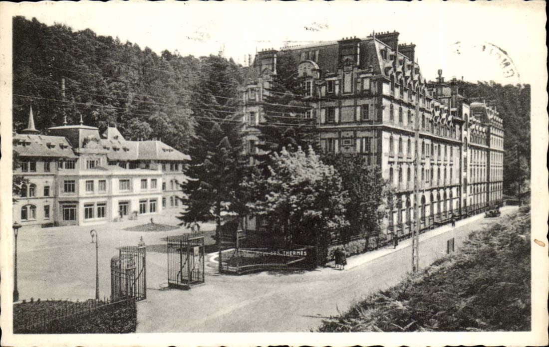 Bagnoles-de-l'Orne — El Hotel de los Términos y el Establecimiento Termal — Cie des Arts Photographiques