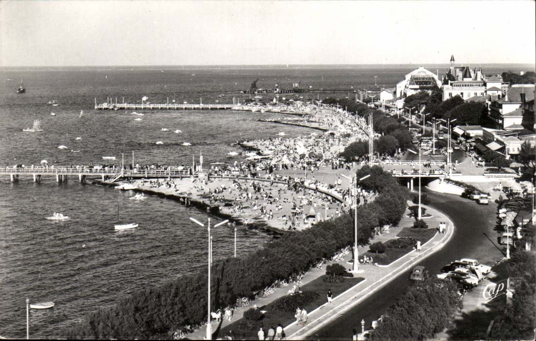 Arcachon — Bassin, les Plages et le Boulevard — Cie des Arts Photomécaniques
