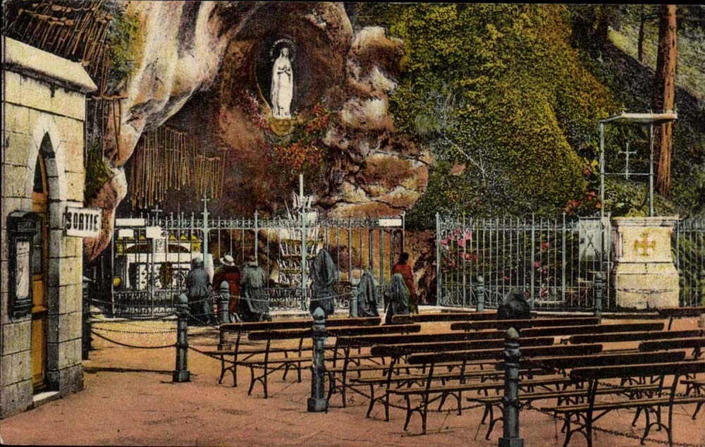 Lourdes - la Grotte - CPA 