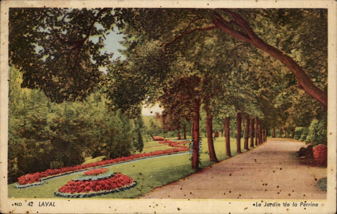 Laval - Le Jardin de la Perrine - CPA 