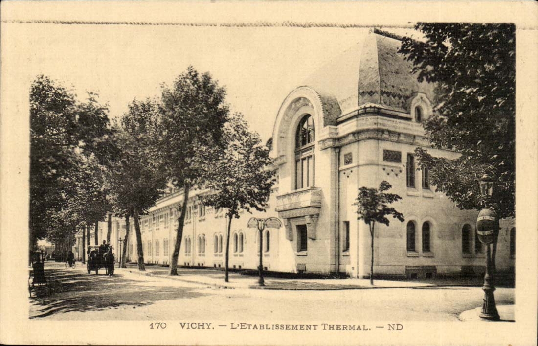 Vichy CPA L'etablissement thermal
