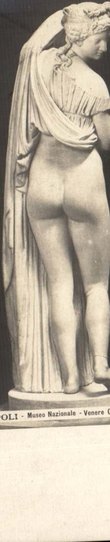 CPA Napoli Museo Nazionale Venere capillipige dal corso Sculpture