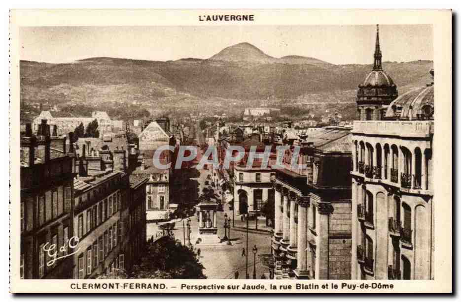 Clermont Ferrand CPA Perspective sur Jaude la rue Blatin et le Puy de Dome