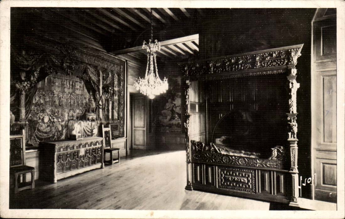 Chambre à coucher de la reine d'Albret — Le Château d'Albret — Les Éditions d'Art, Paris