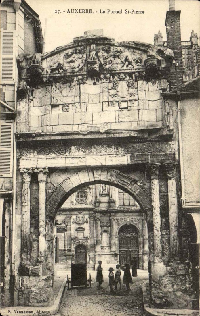 Auxerre - Le Portail St-Pierre — B. Vannesson, éditeur, n°27