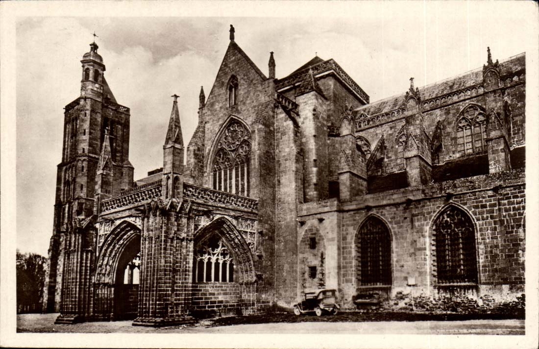 Dol-de-Bretagne — La Cathédrale — Studio DOL (Dol-de-Bretagne)
