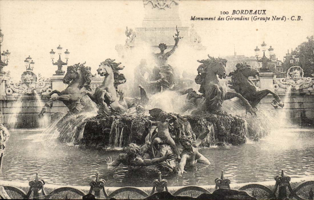 Bordeaux CPA Monument des Girondins (groupe Nord)
