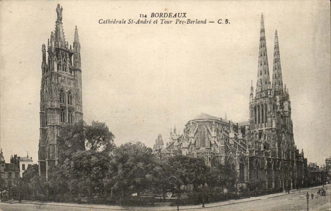 Bordeaux CPA Cathedrale St Andre et Tour Pey Berland
