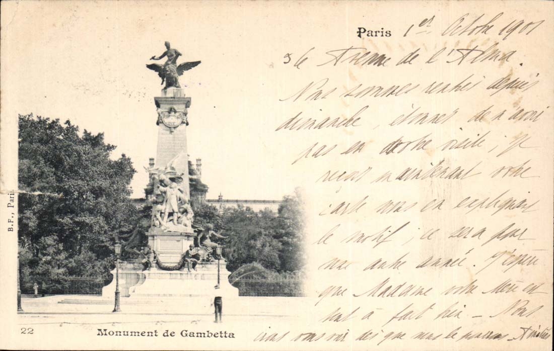 Paris CPA Cour du Louvre Monument de Gambetta