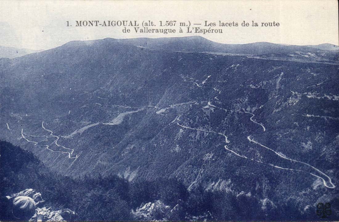 Mont Aigoual CPA Les lacets de la route de Valleraugue a l'esperou