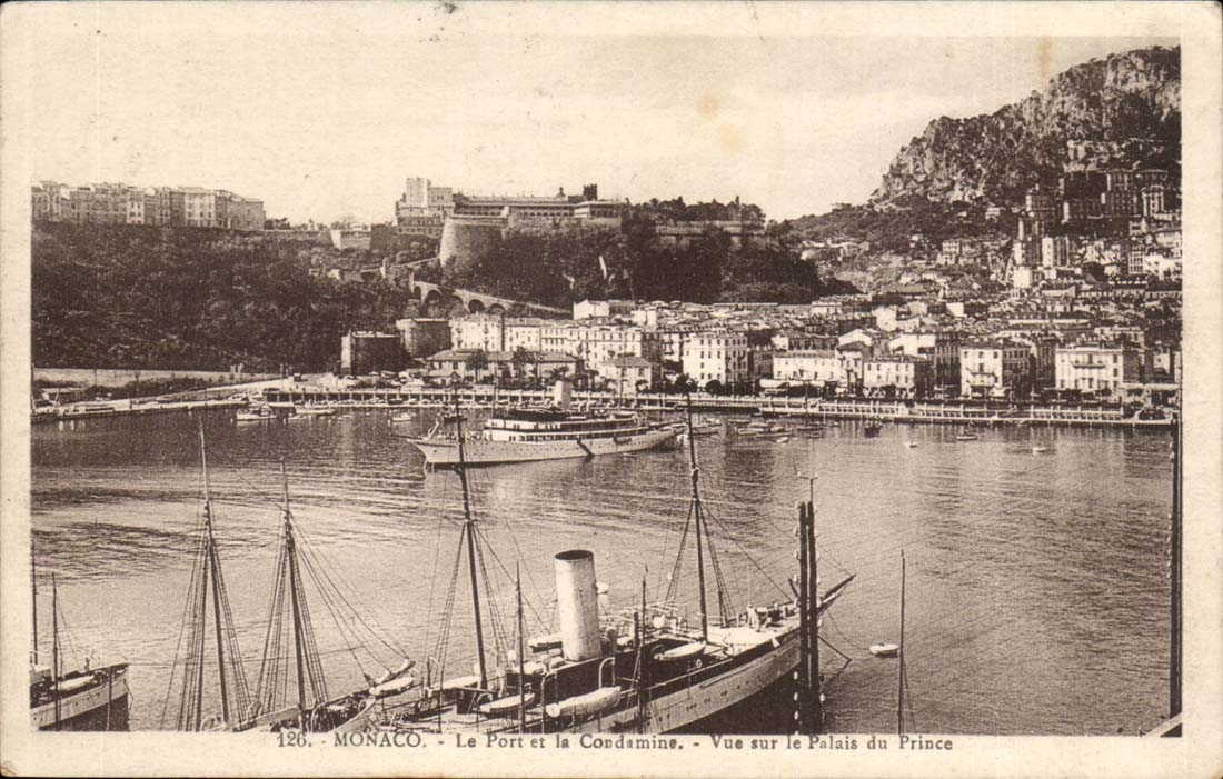 Monaco - Le Port et la Condamine - Vue sur le Palais du Prince