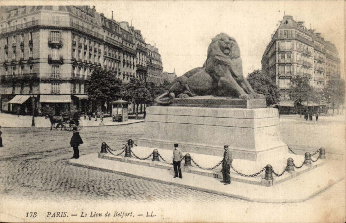 Paris CPA Le lion de Belfort