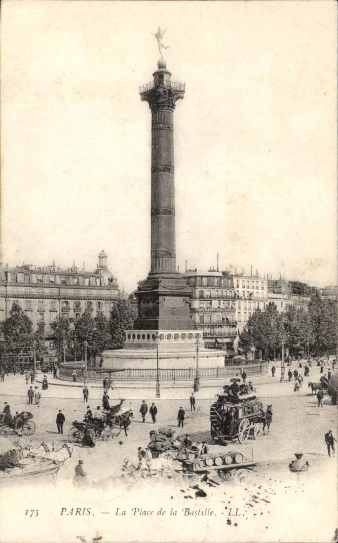 Paris CPA La place de la Bastille