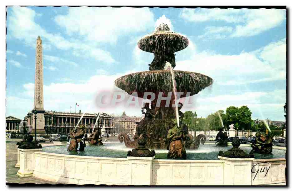 Paris CPA Jet d'eau d'une fontaine de la Place de la Concorde obelisque de Louqsor