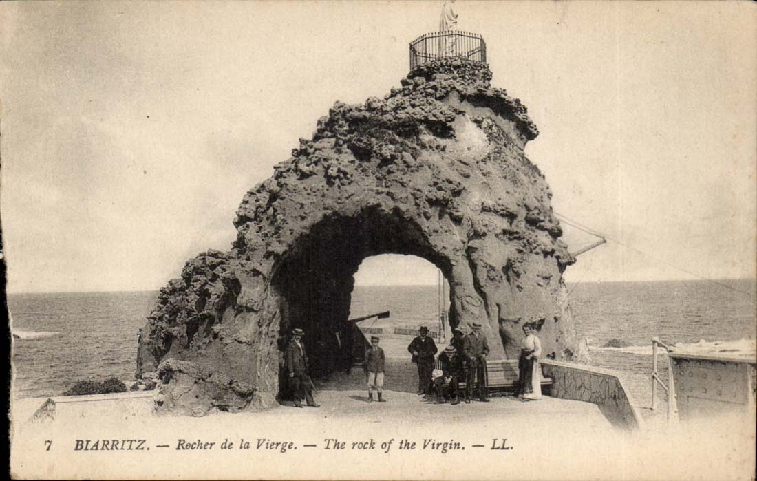 Biarritz — Rocher de la Vierge — LL. — N°7