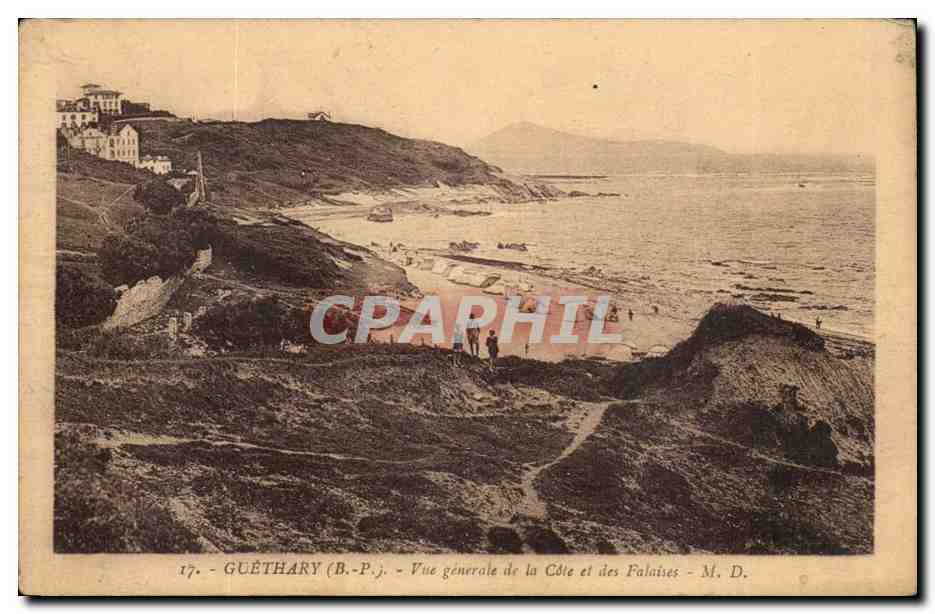 Guethary CPA Vue generale de la Cote et des falaises