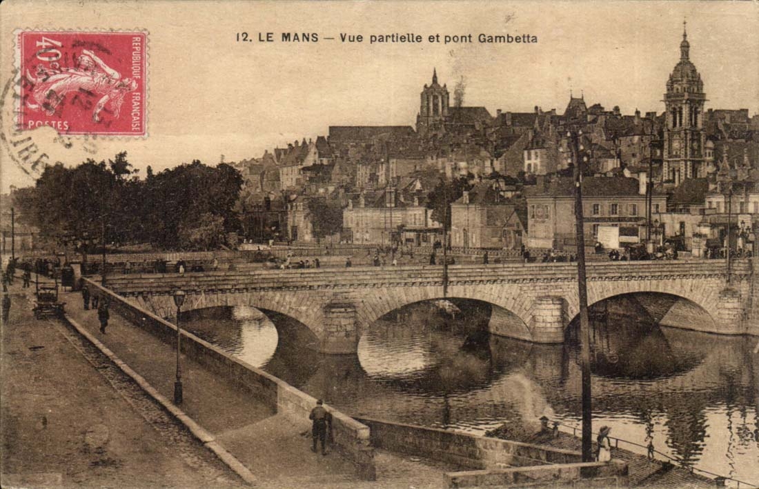 Le mans CPA Vue partielle et pont Gambetta