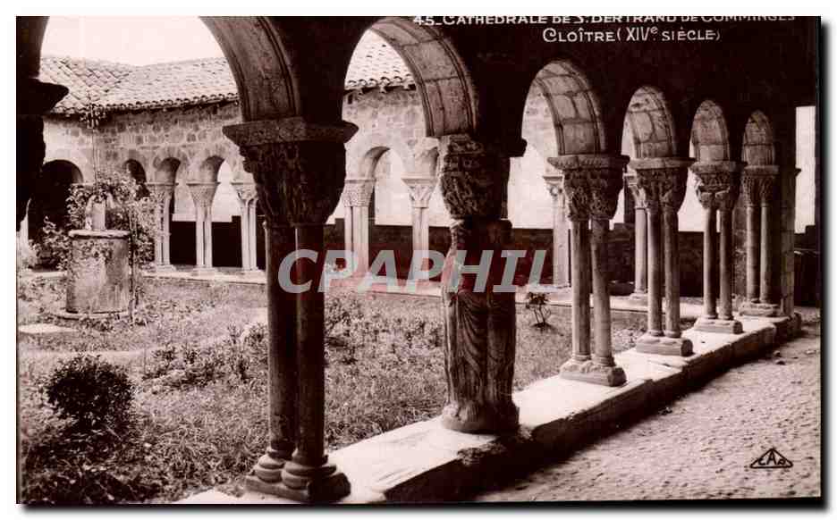 CPA CAthedrale de St Bertrand de Comminges Cloitre