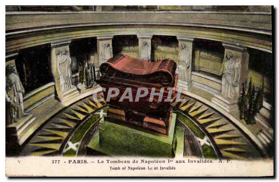Paris CPA Le tombeau de Napoleon 1er aux Invalides 
