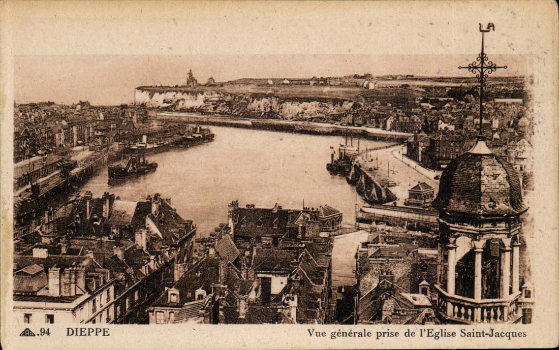 Dieppe CPA Vue generale prise de l'eglise Saint Jacques