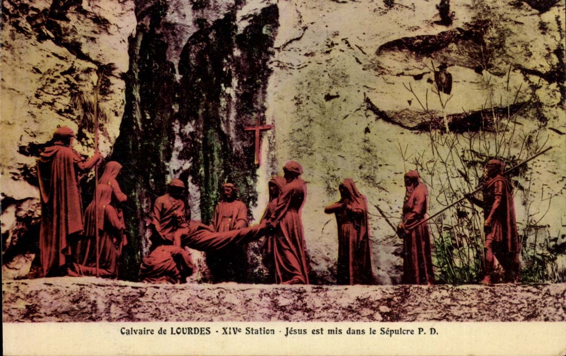 Lourdes CPA Calvaire de Lourdes 14eme station Jesus est mis dans le sepulcre