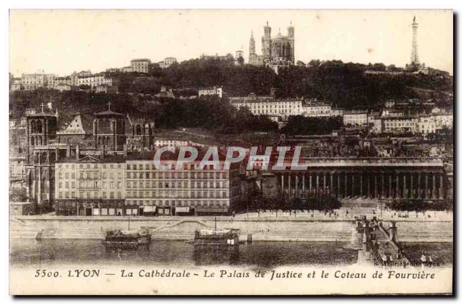 LYON — La Cathédrale — Le Palais de Justice et le Coteau de Pourvrière