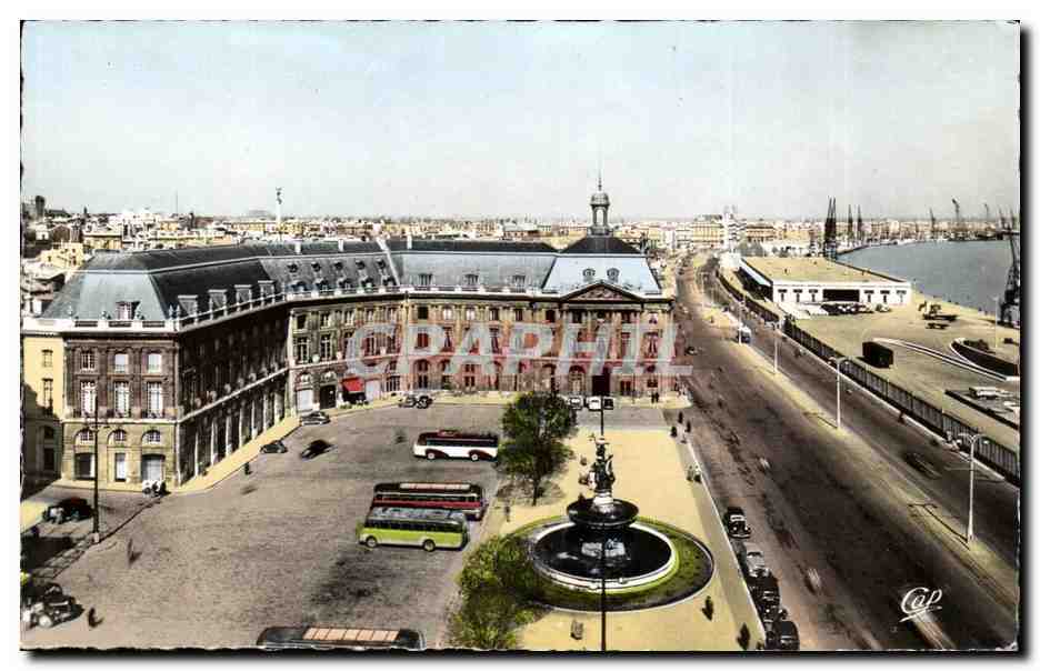 Bordeaux CPA Panorama vers la Place de la Bourse et les quais