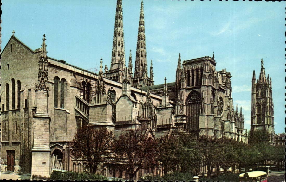 Bordeaux CPA Cote sud de la cathedrale Saint Andre La Tour Pey Berland