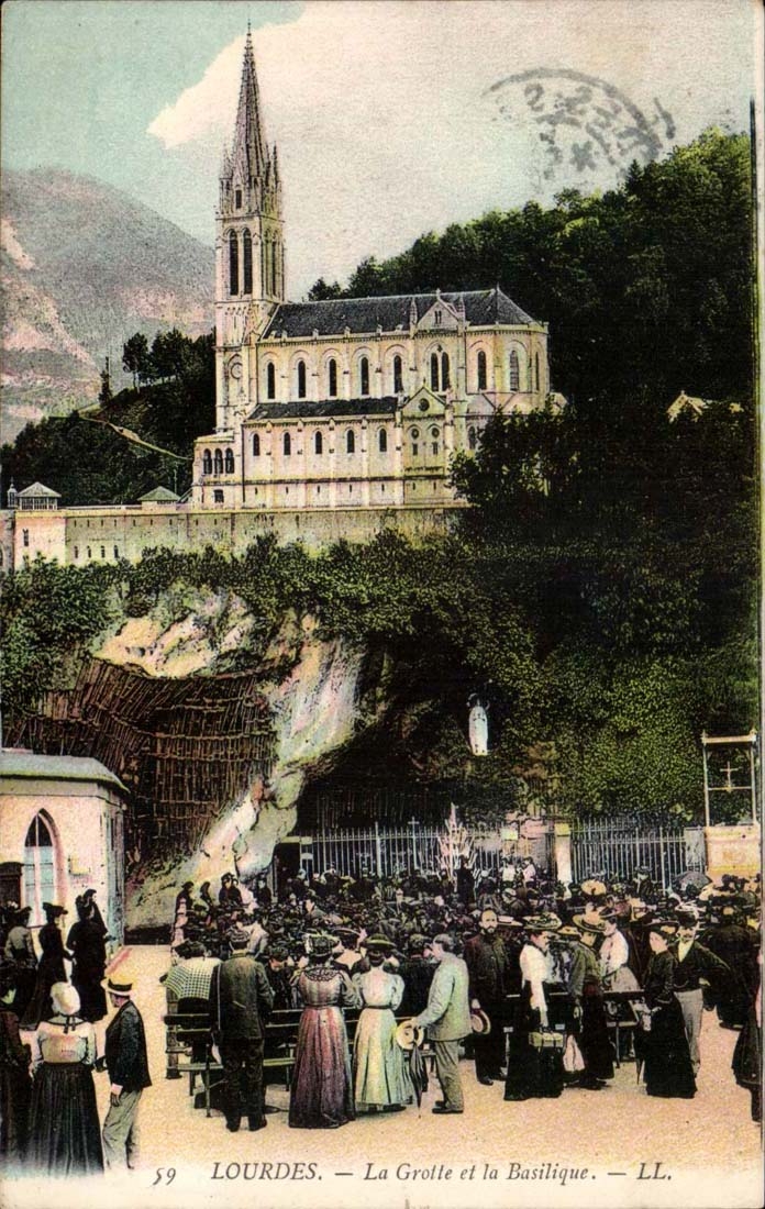 Lourdes — La Grotte et la Basilique — LL. n°59