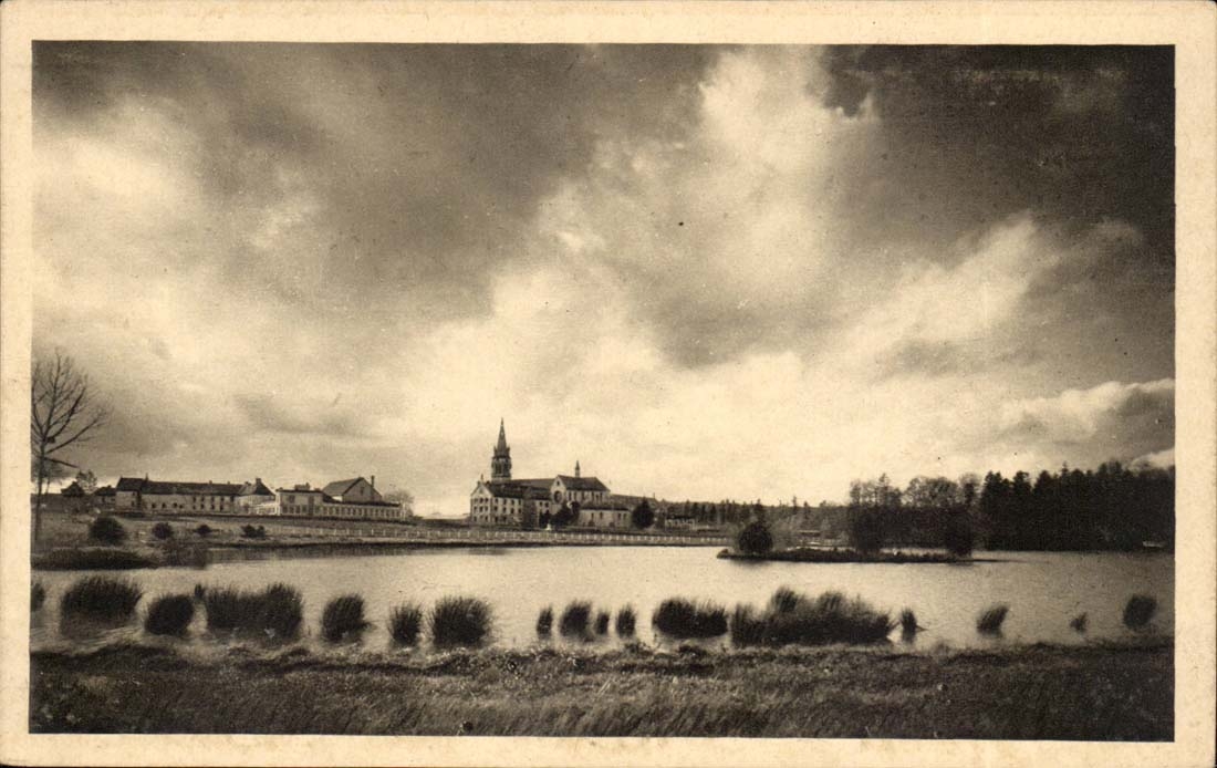Abbaye de la Grande Trappe CPA L'etang de Rance Ciel d'orage
