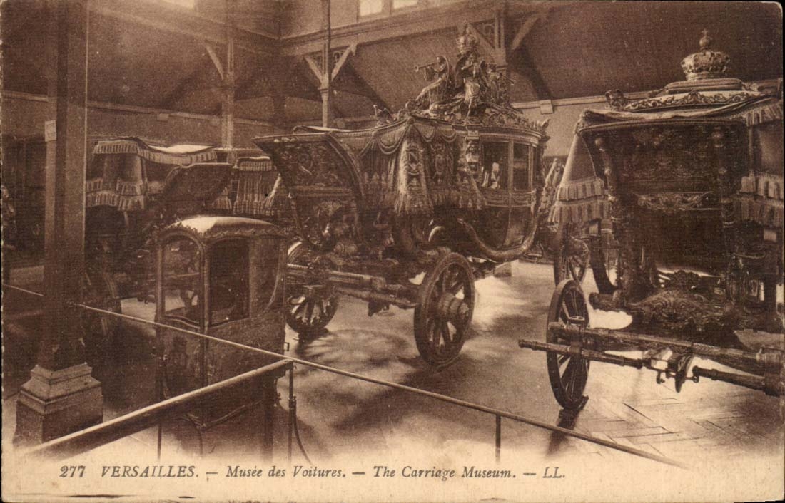 Versailles CPA Musee des voitures 