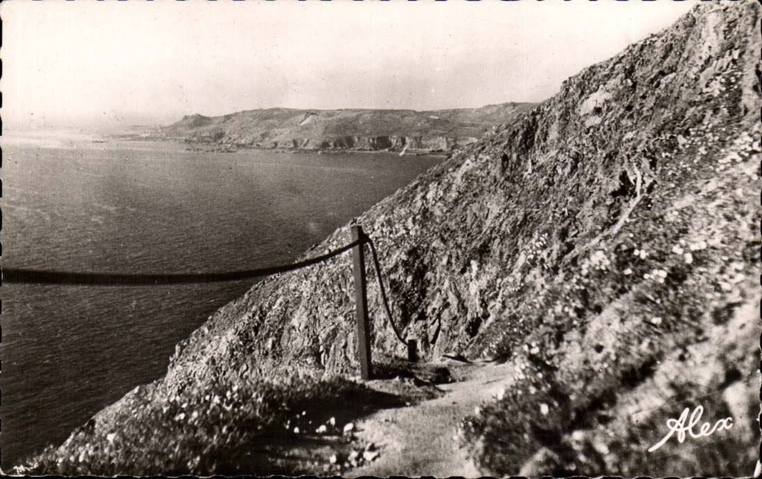 Environs de Cherbourg - La Hague — Le Chemin de la Descente aux Grottes de Jobourg — Alex Becquem — 655