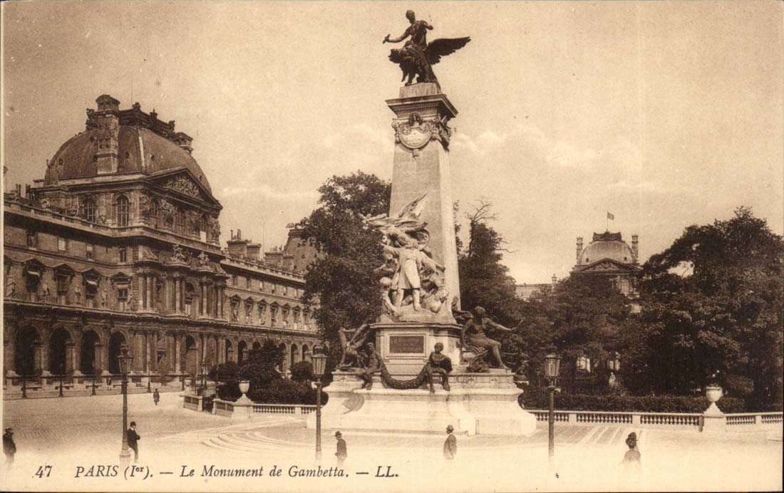 Paris 1 - Le Monument de Gambetta - La Tour saint Jacques - CPA 