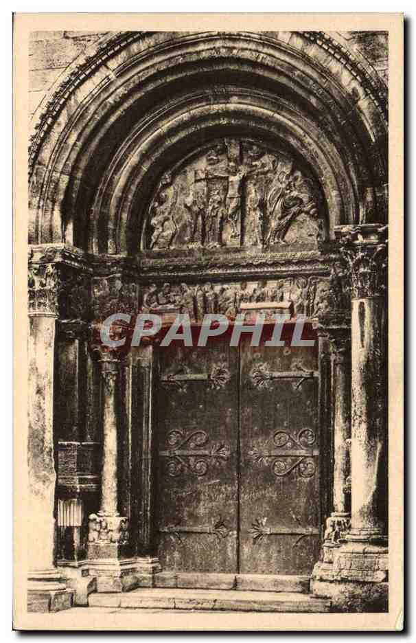 Saint Gilles - Facade de la Basilique abbatiale Portail de Droite - CPA 