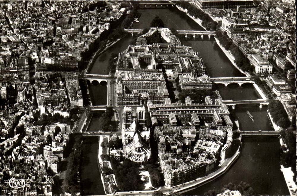 Paris - S Vue Panoramique sur L'Ile de la Cite - CPA 