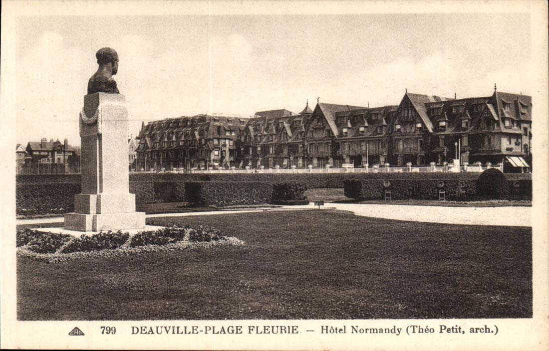 Deauville-Plage Fleurie — Hotel Normandy (Théo Petit, arch.)