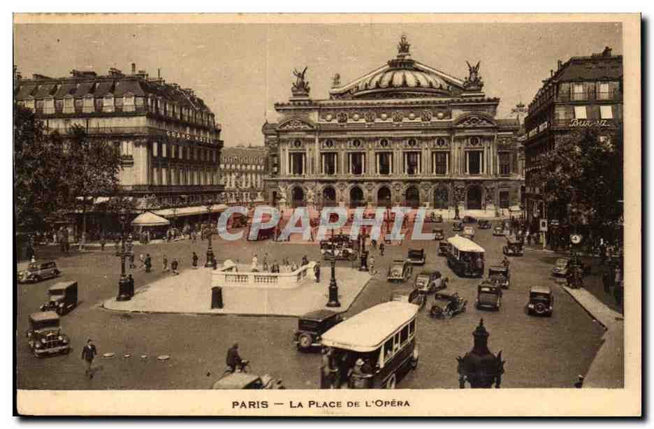 Paris CPA La place de l'Opera
