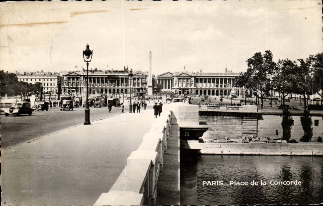 Paris CPA Place de la Concorde
