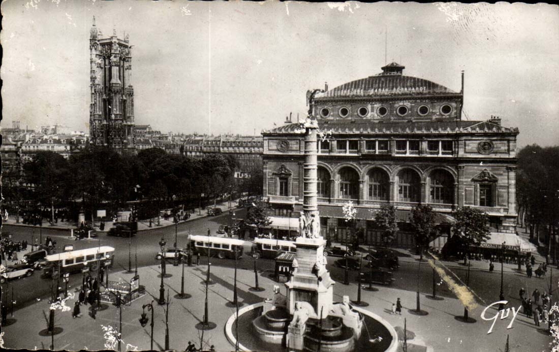 Paris CPA La place du Chatelet et la tour Saint Jacques