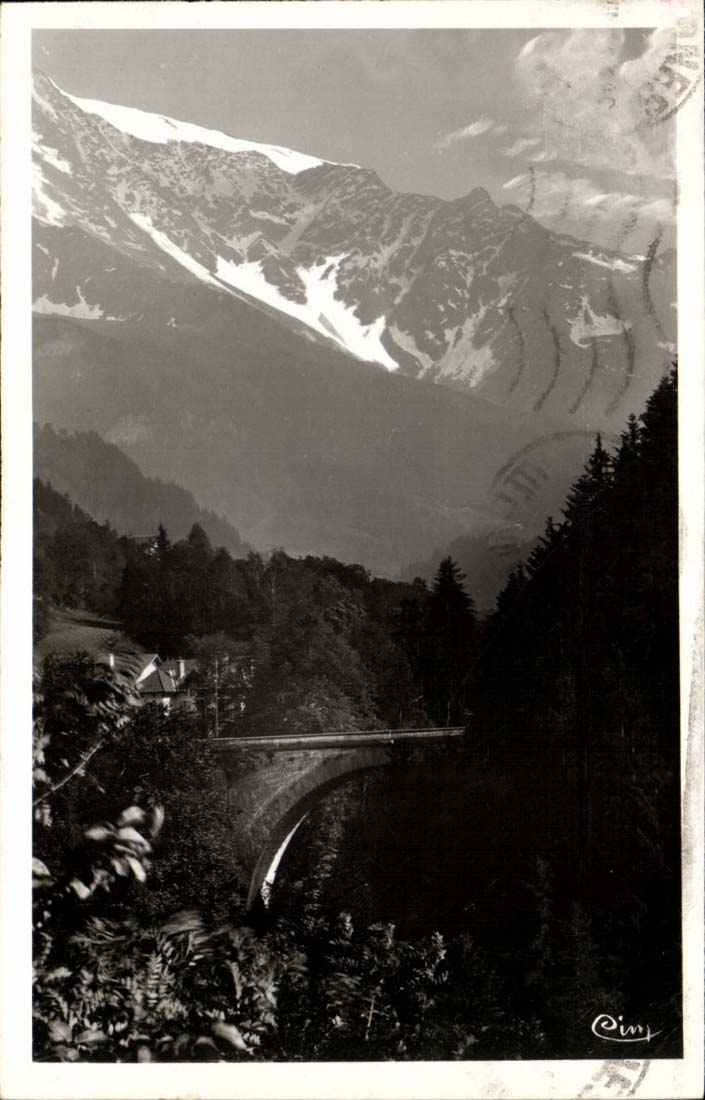 Le Pont du Diable — Saint-Gervais-les-Bains (Haute-Savoie) — C. Maison Savoyarde