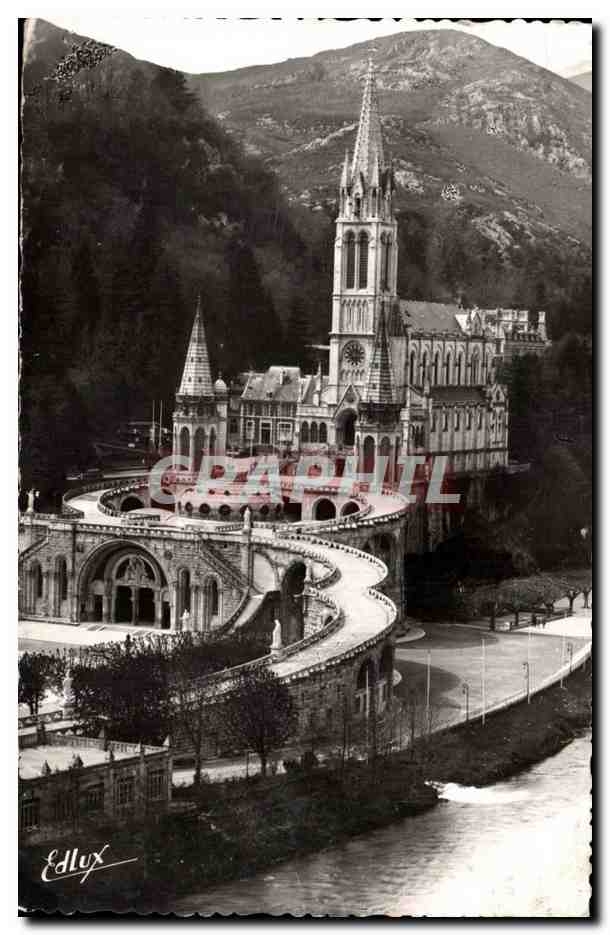 Lourdes CPA La basilique et le Gave