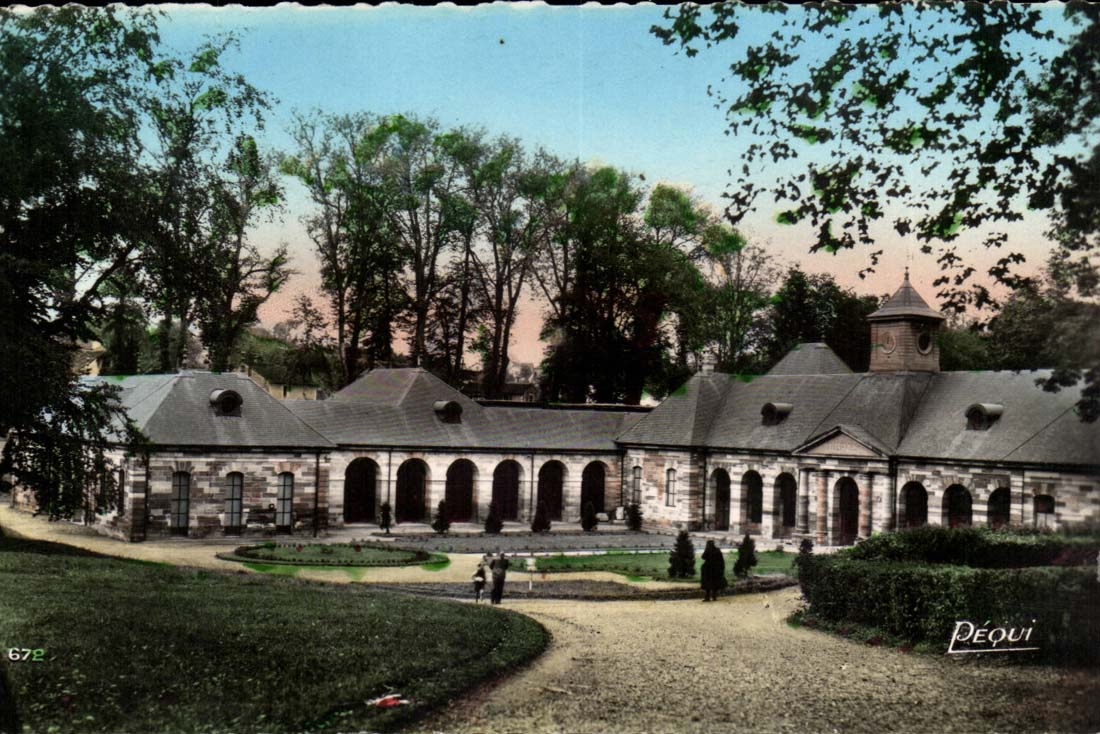 Luxeuil les Bains CPA L'etablissement thermal