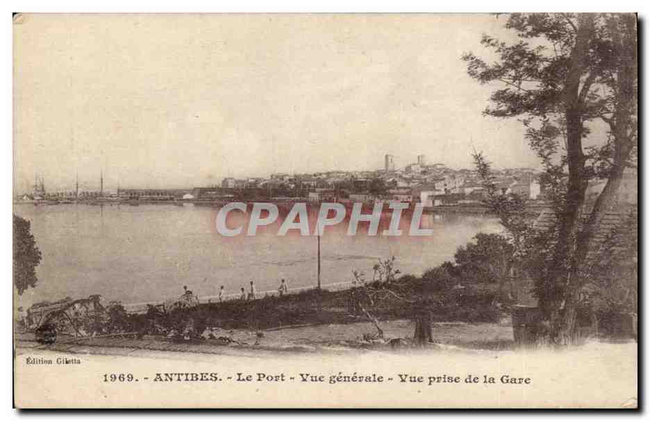 Antibes - Le Port Vue Generale - Vue prise de la Gare - CPA 