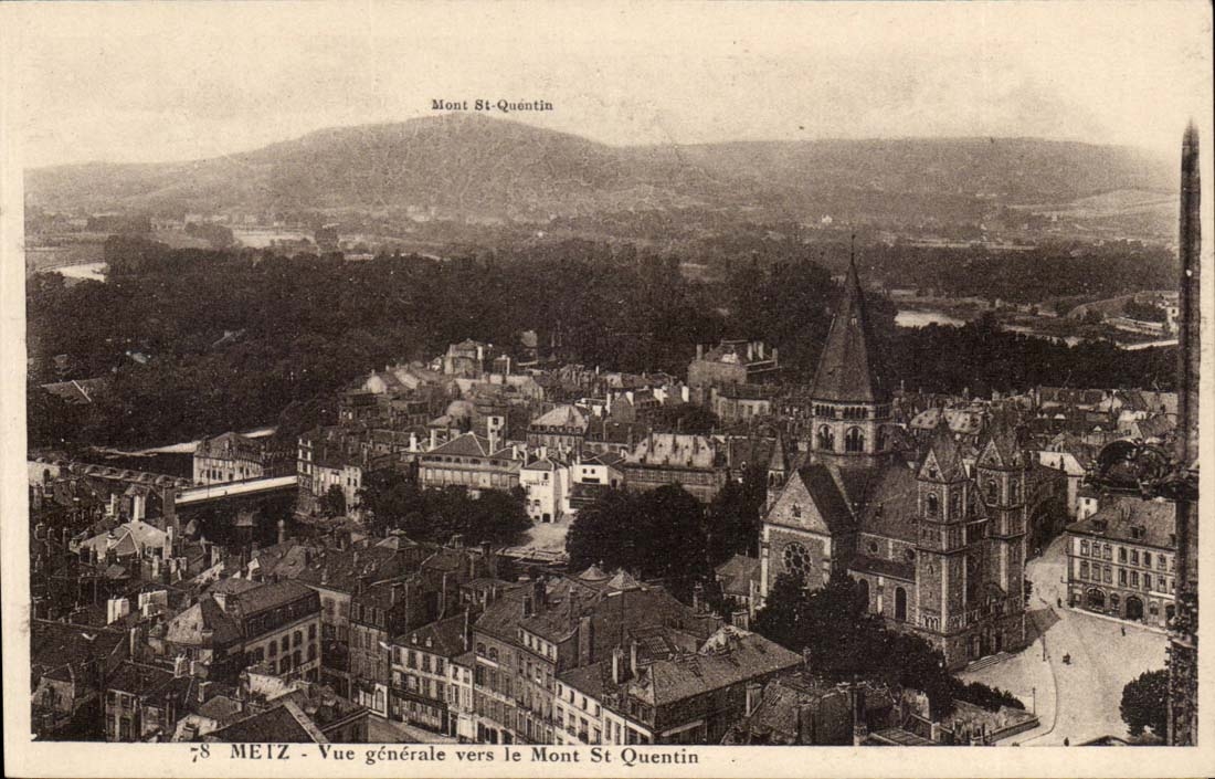 Metz CPa Vue generale vers le Mont St Quentin