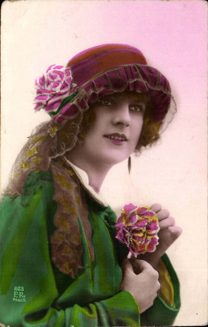 CPA Fantaisie Femme