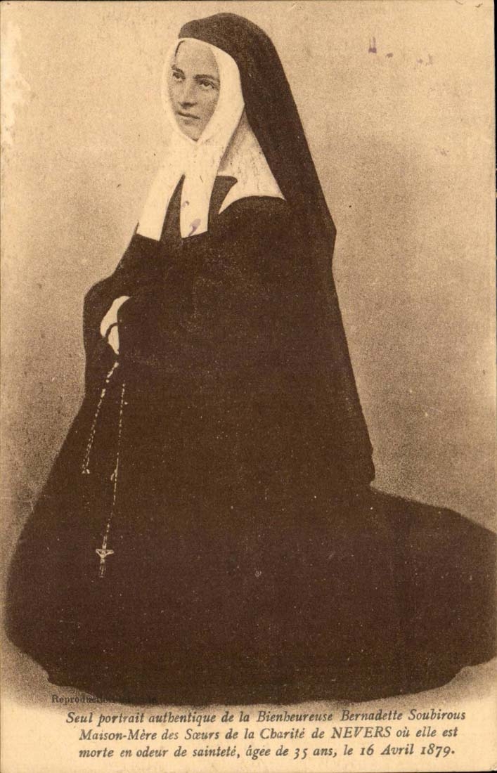 CPA Bernadette Soubirous Maison mere des soeurs de la charite de Nevers 